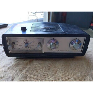 Vintage Motorola XC3GU Alarm Clock Radio Working